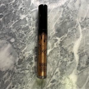 Kylie Cosmetics Metal Matte Liquid Lipstick King K